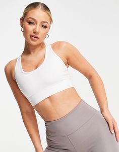 Sports bra by ASOS 4505 Rep and repeat Scoop neck Elasticated underband for a secure fit Logo print to reverse Racer back for unrestricted movement Pull-on style | ASOS 4505 icon performance sports bra Medium Support Sports Bra, Fit Logo, White Sports Bra, Sport Bh, Bra Styles, Logo Print