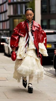 London Fashion Week 2024, Maximalist Style Fashion, Maximalist Outfits, Maximalist Fashion, London Fashion Week Street Style, London Look, Trendy Boutique, London Street Style, Looks Street Style