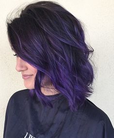 Dark Purple Hair Color, Purple Streaks, Dark Purple Hair, Best Hair Dye, Hair Things, Ombré Hair, Hair Color Purple, Fantasy Hair, Trendy Hair Color