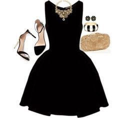 Un clásico de clásicos, estilo Audrey Hepburn en negro con accesorios en dorado. Vestido corto para fiestas con cuello bote. Gaun Koktail, Makeup Tip, Timeless Outfits, Hepburn Style, Outfit Trends, Night Out Outfit, Office Attire, Early Fall