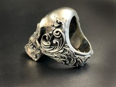 Exotic Jewelry, Tarnish Remover, Animal Bones, Skull Jewelry, Men Ring, Bold Style, Bespoke Jewellery, Engraved Jewelry, Skull Ring