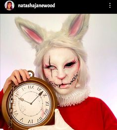 Bunny Halloween Makeup, Halloween Alice In Wonderland, Bunny Makeup, Classy Halloween Costumes, Creepy Halloween Makeup, Make Up Ideas, Face Paint Makeup, Face Art Makeup, Old Makeup