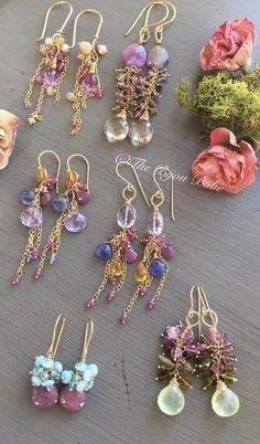 Earring Design Ideas, Crystal Bead Jewelry, Vintage Jewelry Crafts, Jewelry Making Earrings, Indian Jewellery Design Earrings, Diy Wire Jewelry, Jewelry Design Earrings