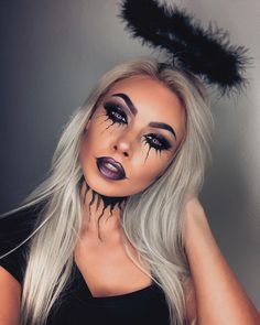 Fallen Angel Aesthetic Makeup, Dark Angel Eye Makeup, Black Angel Makeup Looks Halloween, Dark Angel Halloween Costume Eye Makeup, Halloween Makeup Dark Angel, Dark Angel Makeup Looks Halloween, Dark Angel Costume Diy, Halloween Smokey Eye, Ange Halloween