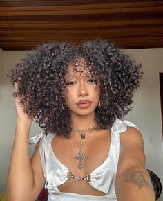 Curly Fro, Pelo Afro, Cute Box Braids Hairstyles, Short Curly Haircuts, Mixed Hair, Hairdos For Curly Hair, Natural Hair Styles Easy