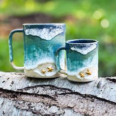 Bring the beauty of the ocean shoreline into your home! Awaken your senses as you feel the 3D starfish in the gritty-textured sand and the raised, smooth texture of the sea foam. Enjoy moving your fingers along the side of the mug while drinking your favorite beverage! This mug is handmade and hand painted to remind you of waves rolling in to your favorite beach.  Due to the handmade nature of this product, each one is one-of-a-kind and varies slightly in size and shape. Each of my mugs is a pie Ocean Glaze Ceramics, Beach Mugs, Ocean Mug, Functional Artwork, Surf Jewelry, Ceramic Glaze Recipes, Pottery Form, Cat Drinking, Mug Handmade