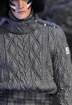 DecoriaLab : Moncler Fall 2013 Details Pattern Play Fashion, Quilted Clothes, Fashion Drawing Dresses, Knit Men, Clothing Details, Print Inspiration, Print Designs Inspiration, Knitwear Men, Knitting Inspiration