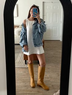 Pink Frye Boots Outfit, Casual Tall Boots Outfit, Yellow Frye Boots Outfit, Frye Campus Boots Outfit Winter, Frye Boots Outfit Summer, Fry Boots Outfit