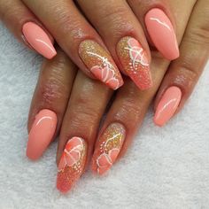 Coral Nail Designs Glitter, Salmon Nails Designs, Apricot Nails Design, Coral And Gold Nails Design, Coral Nails With Glitter, Apricot Nails, Salmon Nails, Coral Nails With Design, Light Pink Nail Designs