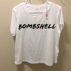 Nwt White With “Bombshell” Spelled Out On Front In Black Glitter. Super Soft Slightly Cropped Oversized Tee. Gold Sequin Shorts, Black Lounge, Tie Dye Cotton, Black Glitter, Oversized Tee, Black Logo, Comfy Tees, Sport T Shirt, T Shirt Top