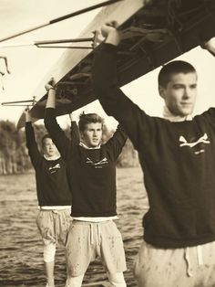 Rowing team photo. Rowing Crew, Rowing Team, Mens Fashion Rugged, Manama