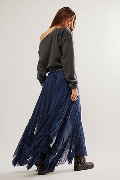 Maxi Skirt Style, Cocktail Wear, Casual Rompers, Mori Girl, Dress Gift, Romper With Skirt, Basic Tee, Asymmetrical Hem, Western Outfits