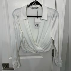 Zara White Gloss Blouse Condition- New With Tags Size- Medium Color- White Gloss **Smoke And Animal Free Home** Chic White Shirt For Night Out, Zara Collared Party Blouse, Zara Fitted V-neck Shirt, Zara Collared Blouse For Party, Zara Long Sleeve Tops For Night Out, Zara White Tops For Night Out, White Zara Tops For Night Out, Zara Blouse, Zara White