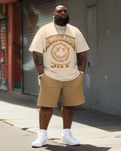 Big Mens Summer Fashion, Tristan Core, Big Men Fashion Plus Size, Chubby Guy Outfits, Big Men Style, Graphic Tee Outfit Men, Plus Size Men Outfits, Big Man Style