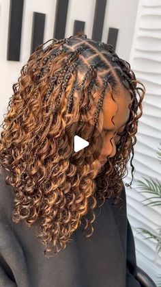 Triangle Part Boho Knotless Braids, Human Hair Braid Styles, Hobo Braids Hair Hairstyles, Boho Bob Knotless Braids With Color, Bohemian Braids Bob, Bohemian Hairstyles For Medium Hair, Medium Knotless Bohemian Braids, Tree Braids Hairstyles With Human Hair, Medium Micro Braids