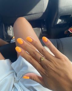 Nail Colors That Make You Look Tan, Orange Summer Nails, Trendy Nails Ideas, Minimal Nails, Nail Jewelry, Orange Nails, Minimalist Nails, Fire Nails, Dream Nails