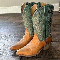 Nwt Genuine Leather Cowboy Boots Up For Grabs! Cowboy Boots Just Aren’t My Style So It’s Time To Give Them A Chance To Be Worn Out! Size 7 And Fits True To Size. Green Snip Toe Ranch Boots, Green Casual Boots With Snip Toe, Casual Green Boots With Snip Toe, Green Western Ankle Boots, Green Western Style Ankle Boots, Crocodile Boots, Stuart Weitzman Heels, Vintage Cowboy Boots, Leather Boots Heels