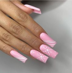 Pink Christmas Gel Nails, Hot Pink Christmas Nails, Gen Nails, Pink Xmas Nails, Pink And Red Christmas Nails, Holiday Nails Pink, Pink Christmas Nail Designs, Peppermint Nails, Acrylics Ideas