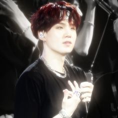 Yoongi icon Best Duos, Without Makeup, Bts Book, Bts Pictures, Bts Wallpaper, Screen Shot