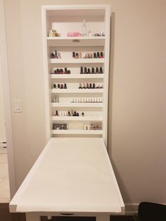 Foldable Nail Table, Diy Nail Desk Ideas, Nail Tech Station At Home Diy, Diy Nail Studio At Home, Diy Nail Station At Home, Diy Manicure Table, Nail Desk Ideas At Home, Nail Bar Ideas Small Spaces, Nail Tech Organization