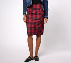 Plaid tidings! This pretty office-to-holiday skirt instantly lifts spirits and flatters from all angles. (Imagine the family photos.) From Susan Graver. Petite Pencil Skirt, Holiday Skirt, Pretty Office, Holiday Skirts, Prairie Skirt, Peasant Skirt, Knit Maxi Skirt, Knit Pencil Skirt, Skirt And Top Set