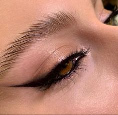 Eye Makeup Art, Makeup Pictures, Makeup Eyeliner, Glam Makeup, Creative Makeup, Pretty Makeup