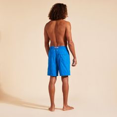 Long swim trunks with elastic waistband and drawstring with zamac tipsTwo side pockets and one rear couture pocket with velcro flapTwo back eyelets allow water to drain and avoid swim trunks from ballooning when emerging into waterFully lined with water-resistant mesh lining (100% Polyamide)Fabrics are treated for fast-drySide leg length in size M: 19"Inseam for size M: 8.5"Men Swim TrunksMen Swim Trunks Vendôme Turtles100% Recycled Polyamide To take care of your adored Men Swim Trunks, we advise you to follow our suggestions below:Rinse your Swim trunks with fresh water after each use.Wash your Men Swim trunks at 86F on a delicate program with like colors.Do not use oxygenated or chlorine based bleach/ stain removers.Air-dry your Swim trunks and do not use tumble dryer.It is not necessary Beachwear Bottoms With Side Pockets For Pool, Beachwear Bottoms With Pockets For Pool, Blue Beach Bottoms With Side Pockets, Blue Swim Trunks With Pockets For Poolside, Blue Swim Trunks With Side Pockets For Beach Season, Blue Swim Trunks With Side Pockets For Vacation, Blue Swimwear With Side Pockets For Poolside, Blue Swimwear With Side Pockets For Vacation, Poolside Swimwear With Side Pockets And Short Length