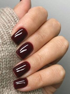 Nail Idea For Dark Skin, Square Acrylic Nails Autumn, Mail Colors 2023 Winter, Nails Bordeaux Gel, Deep Maroon Nails, Burgundy Gel Nails, Merlot Nails, Deep Burgundy Nails