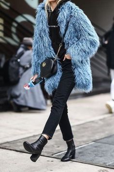 Fashion Trend Inspiration, Fall Fashion Coats, Mode Tips, Coat Outfit, Blazer Outfit, Cooler Look, Looks Street Style, Street Style Trends, The Best Street Style