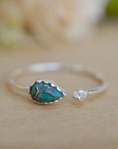 Delicate adjustable ring! — •✧•✧•✧•✧•✧•✧•✧•✧•✧•✧•✧•✧•✧•✧•✧•✧— D E T A I L S — METAL: Sterling Silver 925 — Stone: Copper Turquoise M E T A L • O P T I O N S Gold Vermeil: https://www.etsy.com/listing/568938999/copper-turquoise-ring-gold-vermeil-or?ga_search_query=adjustable&ref=shop_items_search_4&crt=1 💎 The gemstone is the Copper Turquoise. ✦ Copper Turquoise is normal Turquoise that has been crumbled and reformed to add copper to it, in order to create the beautiful effect of the sto Turquoise Gold Ring, Future Style, Copper Turquoise, Western Jewelry, P T, Ring Gold, Adjustable Ring, Metal Bands, Turquoise Sterling Silver