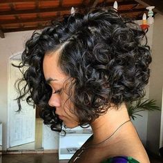 Curly Weave Styles, Bob Riccio, Short Curly Weave, Black Wigs, Summer Haircuts, Short Curly Wigs, Female Fitness, Curly Bob Hairstyles