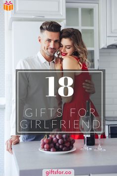 Sentimental gift ideas that will make your girlfriend feels so loved! Personalized presents that will make her smile and even tear up, knowing that you have put so much thought into it. Be it for her birthday, anniversary, or Christmas, she will love these memorable gifts #giftsfor #gifsforco #giftguide #giftsforgirlfriendchristmas #giftsforgirlfriendrelationships #giftideasforgirlfriendanniversary #girlfriendgifts #girlfriendbirthdaygifts #giftsforher Creative Anniversary Gifts For Girlfriend, Sentimental Gifts For Girlfriend, Sentimental Gift Ideas, Personalized Presents, Dating Gifts, First Year Of Marriage, Distance Relationships