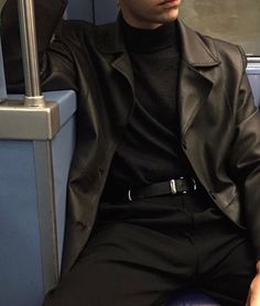 Goal Aesthetic, Dark Academia Outfit, Tahereh Mafi, Dark Clothes, Academia Outfits, Aesthetic Outfits Men, Work Fits, Dark Academia Fashion, Future Clothes