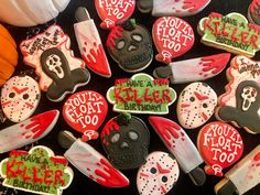 Bloody horror themed royal icing augar cookjes. Splatter painted Horror Cookies, You'll Float Too, Decorated Sugar Cookies, Horror Themes, Sugar Cookies Decorated, Creative Cakes, Paint Splatter, Royal Icing, Sugar Cookies