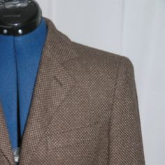 100% Cashmere Made In Italy Three Button No Flaws Jacket Measurements Size: 6 (It 42) Shoulder To Shoulder: 15.5 Inches Sleeves: 23 Inches (+1.625 Inches) Base Of Collar To Bottom Of Jacket: 25 Inches Pit To Pit: 17.5 Inches Waist Across: 16.5 Inches Vents: None Armani Jacket, Armani Black, Blazer Buttons, Black Label, Giorgio Armani, Blazer Suit, Suit Jacket, Cashmere, In Italy