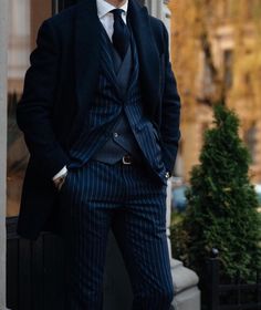 Navy Overcoat, Mens Fashion Classy, Mens Fashion Suits, Gentleman Style, Formal Outfit, Mens Casual Outfits, Suit Fashion, Suit And Tie, Well Dressed