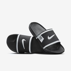 Rep the Las Vegas Raiders all the way down to your feet in these Offcourt slides. A cushioned synthetic leather strap features your team's logo, while an innovative foam midsole makes this slide so comfy, you’ll never want to take it off. Nike Non-slip Slides, Sporty Slide Sport Sandals For Sports, Sporty Non-slip Sandals For Streetwear, Sporty Slide Sandals, Sporty Slip-on Slides For Sports, Casual Black Sport Sandals For Training, Nike Sporty Slide Sport Sandals, Nike Sporty Slide Sandals, Slide Sport Sandals