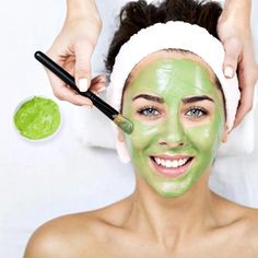 Mud Mask. Size. 250g/8.80z Reduce Pores -- Anti-Aging - Moisturizing H Nourishing - Antioxidant I- Even Skin Tone - Essential Oil Face Mask, Mud Face Mask, Green Tea Facial, Essential Oils For Face, Skin Face Mask, Hydrating Face Mask, Face Mask Recipe, Skin Spots, Mud Mask