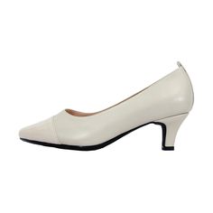 PEERAGE Arlene women's extra wide width shoe shows off a two-tone textured fabric with a 1.5" kitten-heel. It will bring the best out of your day with a glossy pointed-toe cap that makes anyone in the office envy of fashion. The cushioned insole and back counter allows for a full day of comfort. The rubber sole brings maximum surface traction surrounded by microfiber and stain-resistant leather. Leather Rubber sole Extra Wide Width (E) 1.5 Inch Low-Heel Maximum Traction Rubber Outsole Cushioned Wide Width Shoes, White Pumps, Shoe Show, Kitten Heel, Textured Fabric, Leather Pumps, Low Heels, The Office, Two Tone