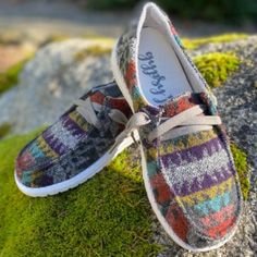 These Shoes Are Brand New In Box. Whether You're Running Errands Or Have A Special Occasion, You'll Love How Stylish And Comfortable These Gypsy Jazz Slip-On Shoes Are! A Fun And Casual Western Look With A Color Combo That Can't Go Wrong! Grey, Purple, Teal, Rust And Yellow In A Gorgeous Aztec Print. Super Soft With A Comfortable Cushioned Footbed. Brand: Gypsy Jazz Style: Aaliyah Color: Grey Multi Fit: True To Size. I Am Normally A Size 8 And Take A Size 8 In These Shoes. Insole Is Removable. I Casual Purple Closed Toe Sneakers, Snowflake Shoes, Jazz Style, Leopard Sneakers, Jazz Shoes, Canvas Slip On Shoes, Western Look, Pink Sneakers, Print Sneakers