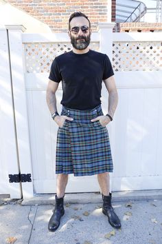 ANCIENT HUNTER TARTAN KILT Fitted Scottish Pleated Skirt, Fitted Knee-length Plaid Bottoms, Kilt Pattern, Kilts For Sale, Great Kilt, Modern Kilts, Guys In Skirts, Scottish Clothing, Tartan Clothing