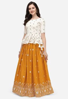 Long Skirt Top Designs, Turmeric Yellow, Long Skirt And Top, Long Blouse Designs, Long Frock Designs, Cotton Lehenga, Long Gown Design, Yellow Lehenga, Simple Frocks