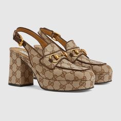 Shop the Women's Horsebit mule in brown at GUCCI.COM. Enjoy Free Shipping and Complimentary Gift Wrapping. Slingback Mules, Gucci Horsebit, Gucci Monogram, Designer Pumps, Evening Shoes, Slingback Pump, Platform Pumps, High Heel Pumps, Mule