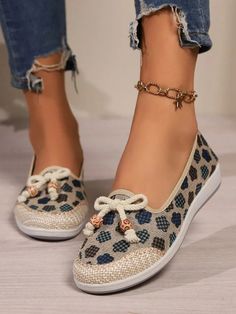 Chic Bowknot Flower Slip-On Flats for Women - Perfect for Summer and A Flower Slippers, Sequin Sandals, Trendy Flats, Comfy Flats, Rhinestone High Heels, Flats For Women, Chic Heels, Denim Chic, Autumn Outfits