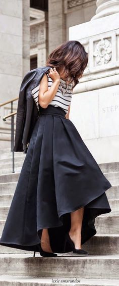 Skirt Tulle, Rock Outfit, Thanksgiving Outfit, Inspired Outfits, Charlotte Olympia, Looks Style, Mode Inspiration, Angelina Jolie, Black Skirt