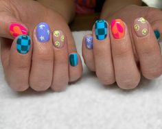 Manicure Simple Design, Gel Manicure Simple Design, Gel Manicure Simple, Happy Face Gel Nails, Preppy Nails, Western Nails, Summery Nails