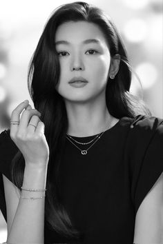 Professional Headshots Women, Lee Joo Young, Seo Ji Hye, Lee Bo Young, Finance Accounting, Baifern Pimchanok, Headshots Women, Jun Ji Hyun