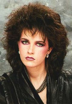 Candela 80s Short Hair, 80's Hairstyle