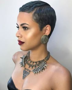 Faded Haircut, Super Short Haircuts, Short Black Hair, Curly Short, Very Short Haircuts, Trendy Hairstyle, Sassy Hair, Hair Affair, Penteado Cabelo Curto