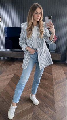 Smart Casual Women Outfits, Elegantes Outfit Damen, Lawyer Fashion, Business Casual Outfits For Women